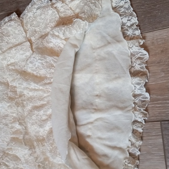 MODA International Cream Colored, Lace, Ruffle, Zipper Tank Top - Picture 7 of 8